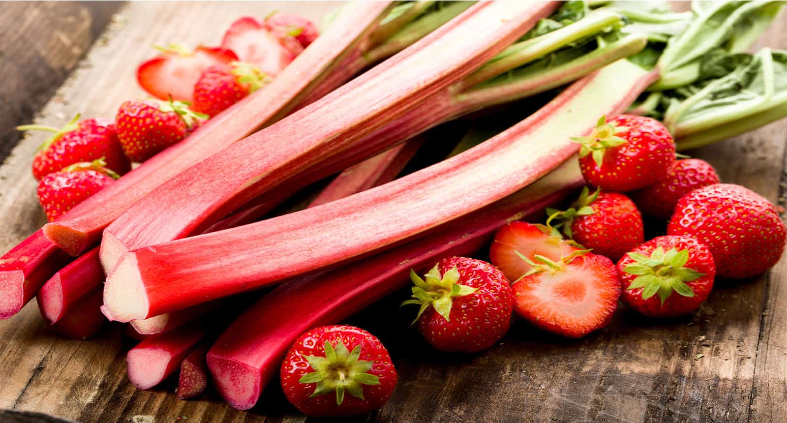 Fresh Rhubarb Strawberries