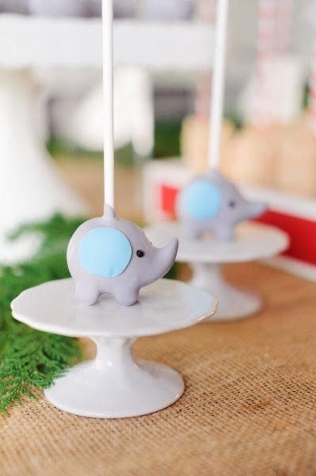 Little Baby Cakes on a Stick