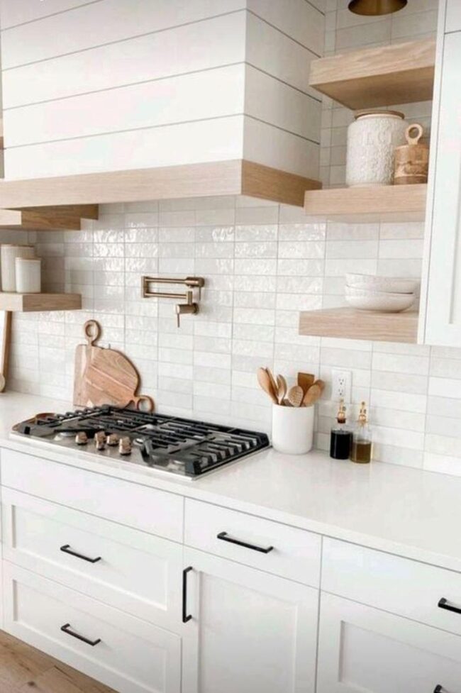 White Wood Kitchen Canvas