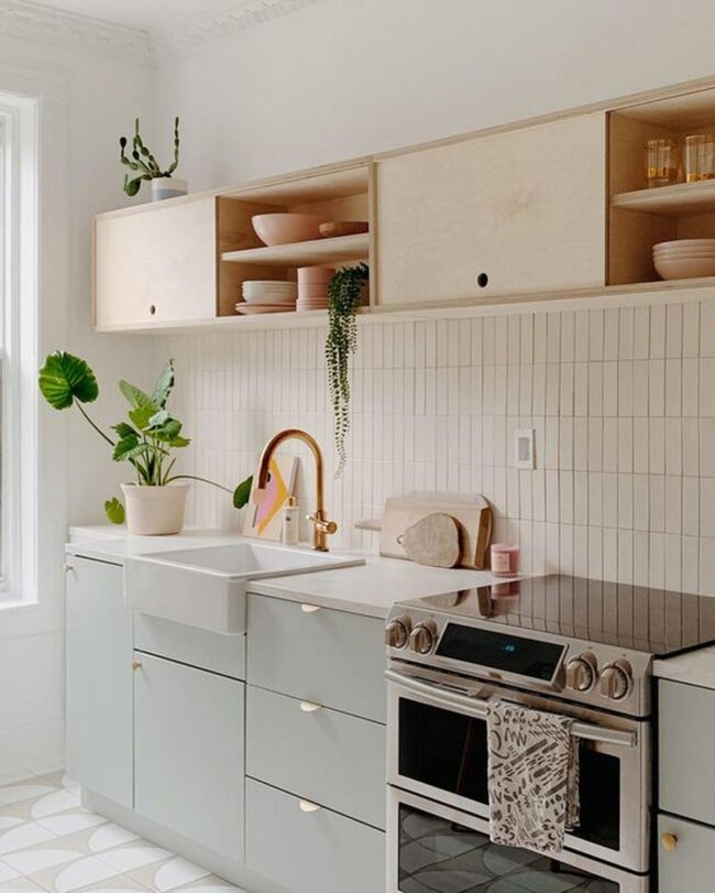 Soft Gold White Kitchen Glow