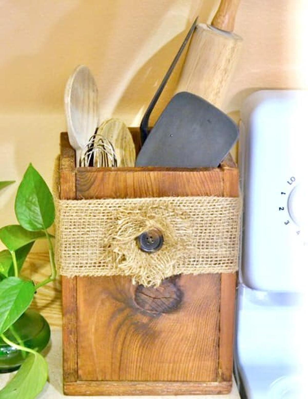 Pallet Utensil Box for Kitchen