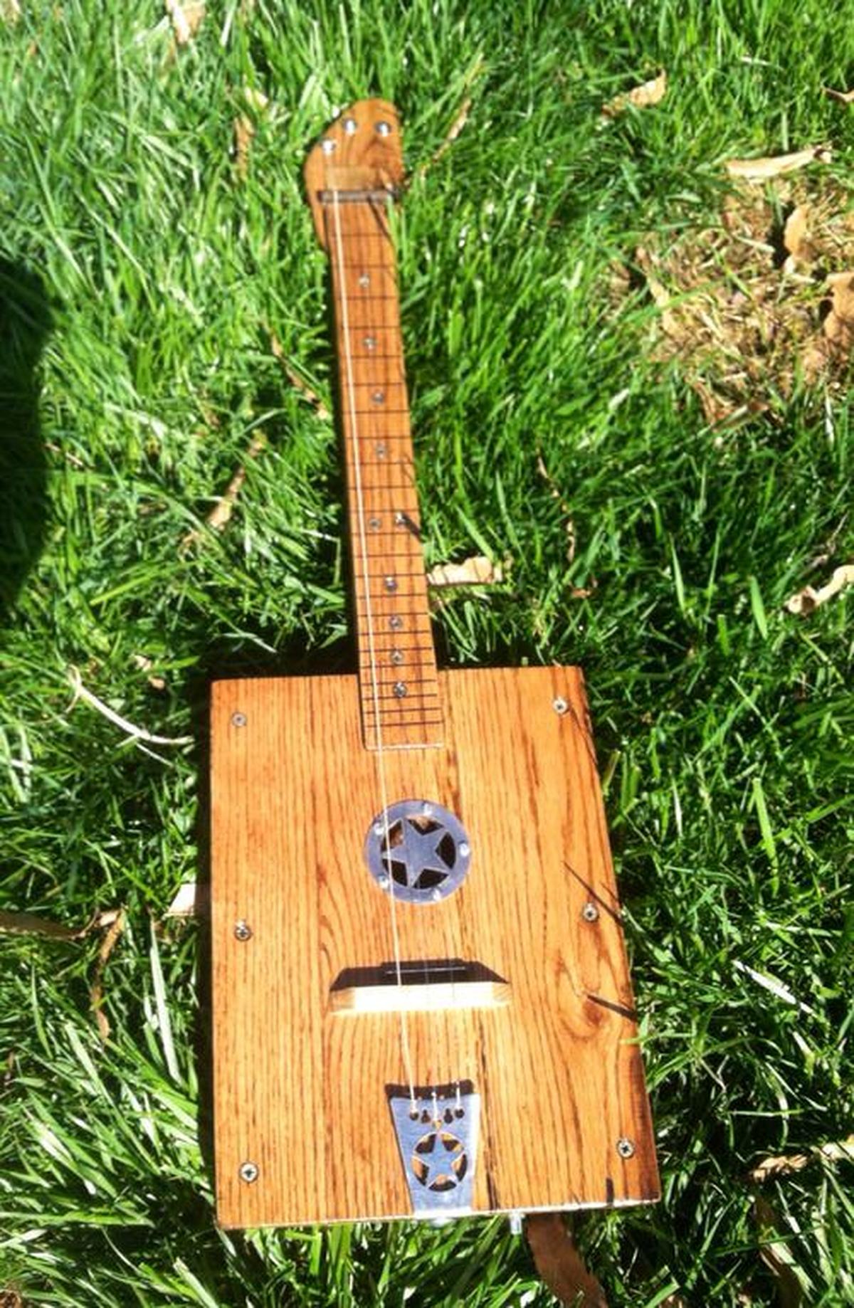 Pallet Wood Guitar