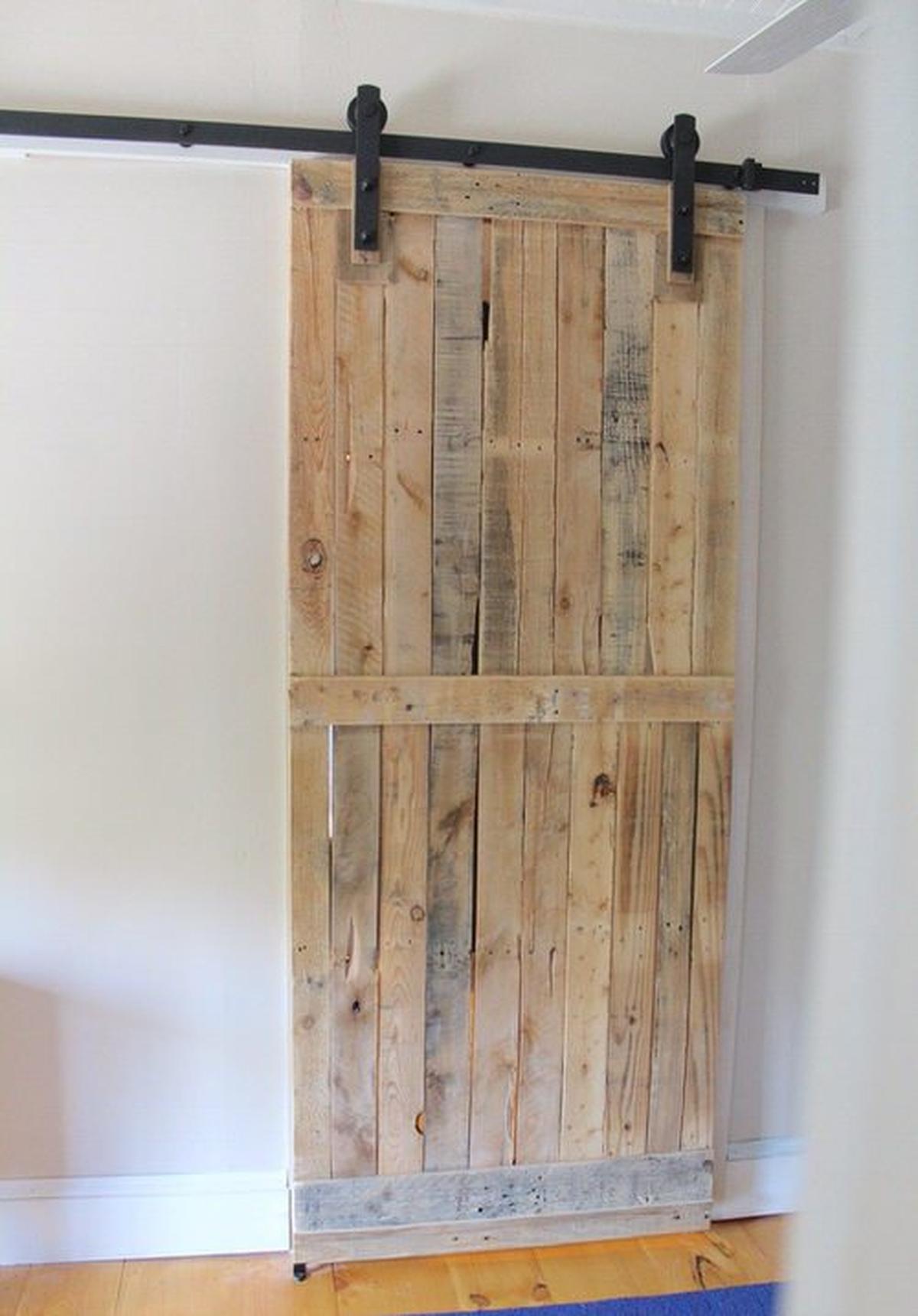 Pallet Sliding Door